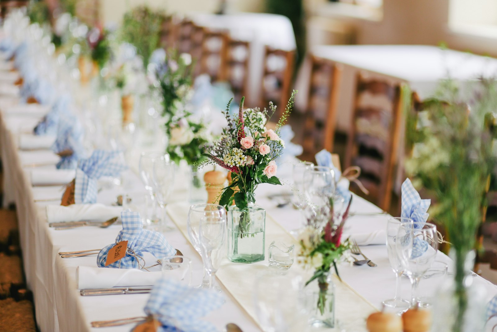 A warm-toned centerpiece by Flores del Sur